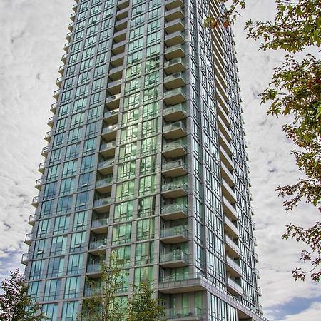 Maplewood Furnished Suites Миссиссага Экстерьер фото