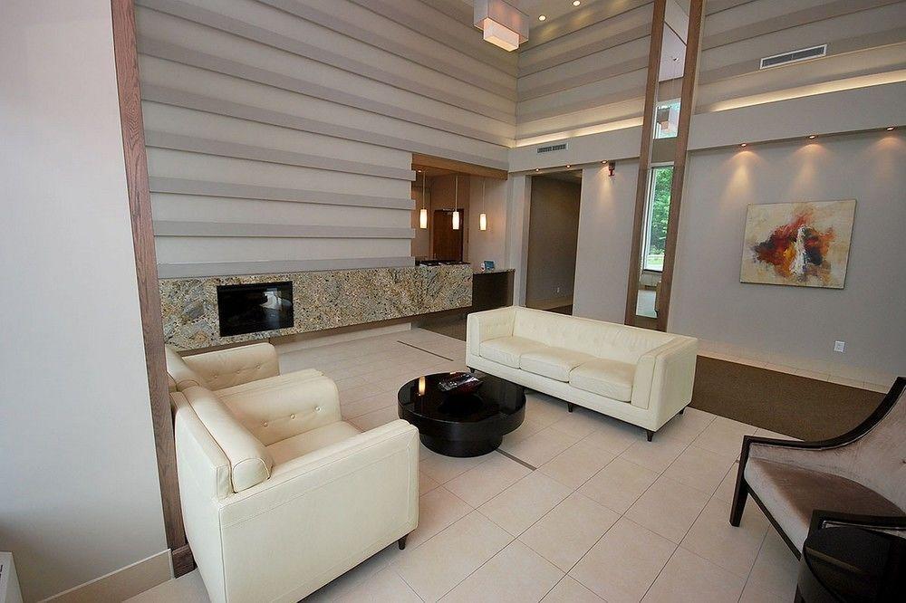 Maplewood Furnished Suites Миссиссага Экстерьер фото